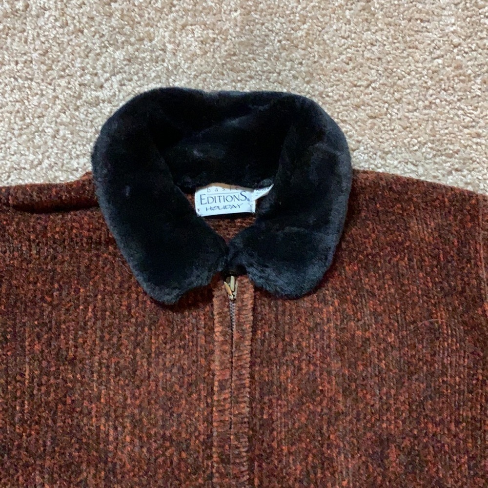 Women’s Basic Editions Sweater Jacket Size Medium - image 2